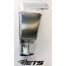 Load image into Gallery viewer, ETS 95-99 Mitsubishi Eclipse 2G 7&quot; Street Intercooler (2.5&quot; In/Out)-DSG Performance-USA